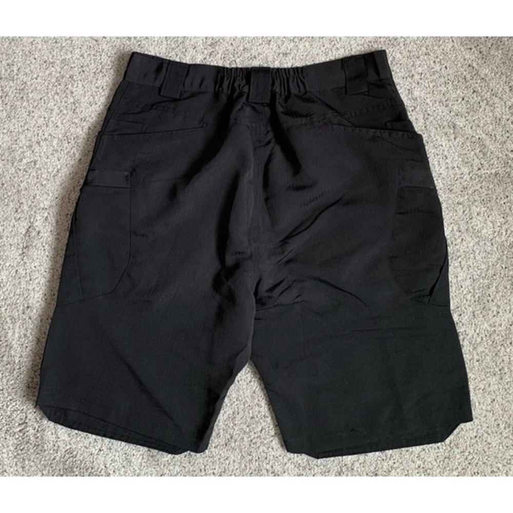NWOT LSU Football Geaux Tigers Mens LARGE Black Shorts Pockets Sports Louisiana - Picture 2 of 6